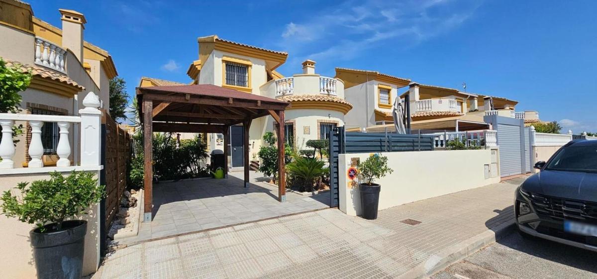 Propiedades en venta y alquiler en España photo 1