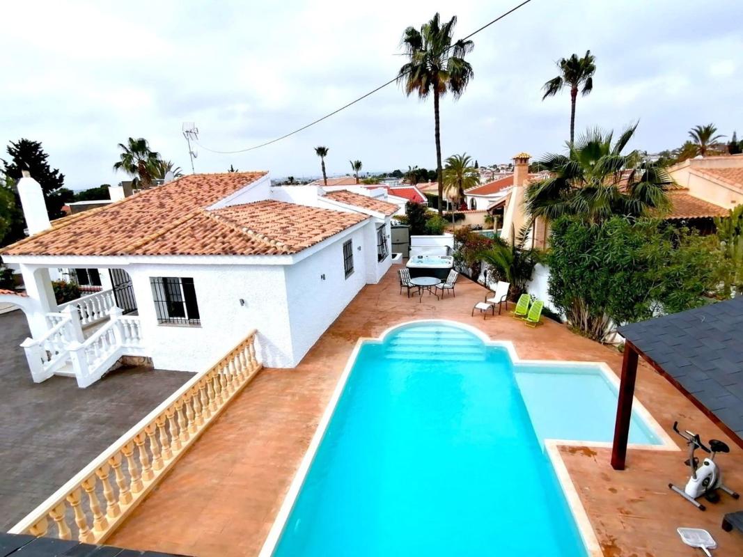 Properties for sale and rent in Spain photo 1