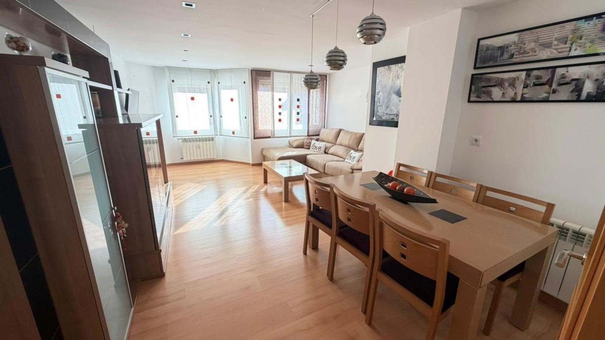 Продажа квартиры на Piso en Plaza Miguel Hernández, 6, Barri Santa Rosa, Alcoy / Alcoi, Алкой
photo 3