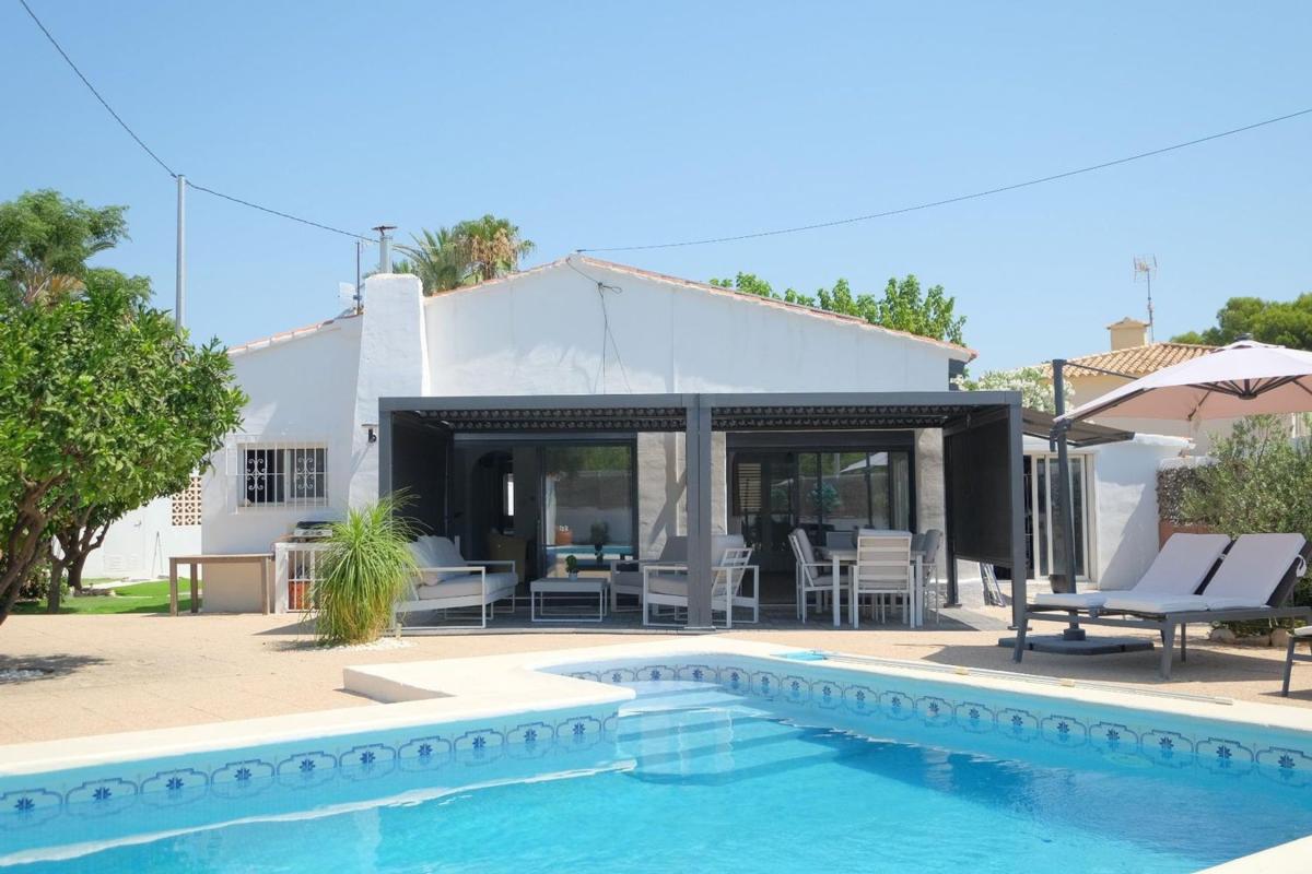 Propiedades en venta y alquiler en España photo 1