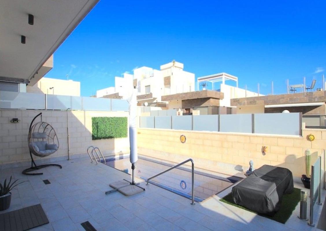 Продажа отдельного шале в Casa o chalet en Calle Duero, Villamartín, Orihuela, Ориуэла photo 4