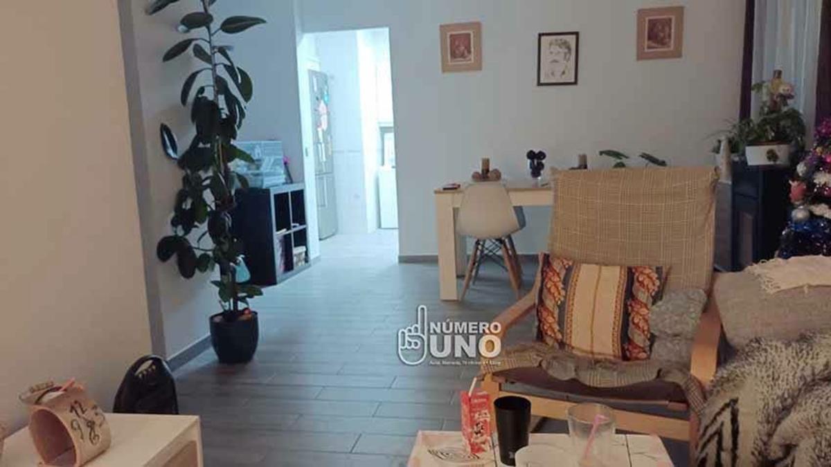 Продажа квартиры на Piso en Barri Eixample, Alcoy / Alcoi, Алкой
photo 1