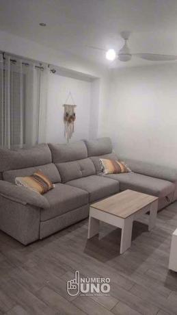 Продажа квартиры на Piso en Barri Eixample, Alcoy / Alcoi, Алкой
thumbnail 1