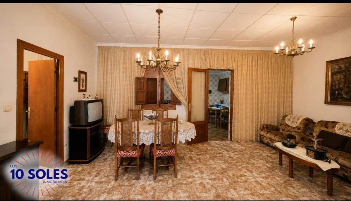 Недвижимость на продажу и в аренду в Испании photo 3