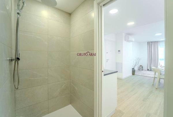 Sale of flat in Piso en Calle de Donoso Cortés, Carolinas Bajas, Alicante / Alacant, Alicante
 photo 4