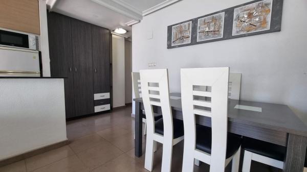 Продажа квартиры на Piso en Calle Apolo, 59, Centro - Muelle Pesquero, Torrevieja, Торревьеха
 photo 4