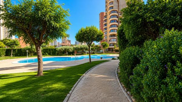 Venta de piso en Piso en Pueblo Levante, Benidorm, Benidorm
photo 1