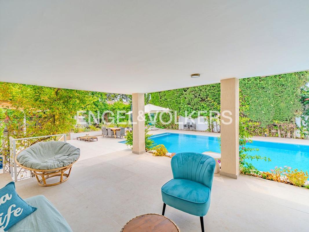 Properties for sale and rent in Spain photo 4