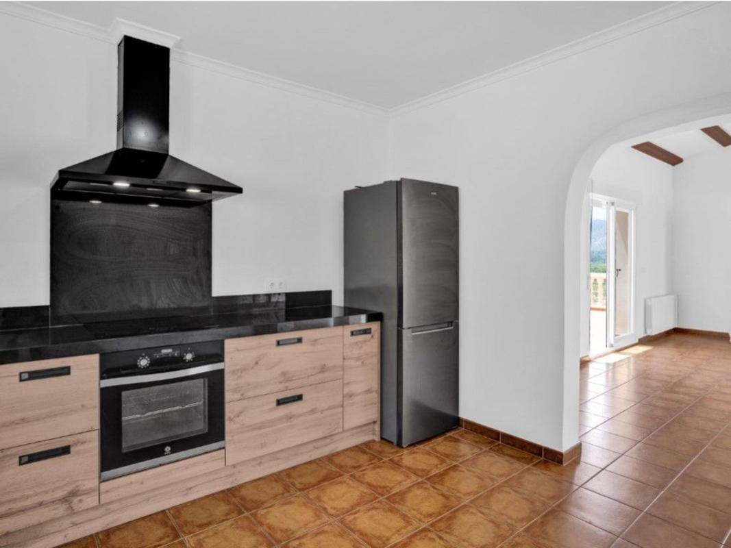 Недвижимость на продажу и в аренду в Испании photo 5