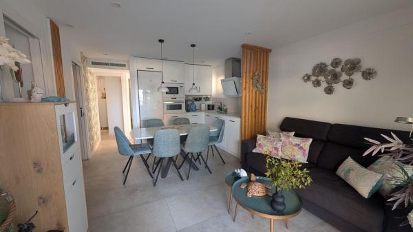 Venta de piso en Piso en Zona Sierra Helada, Benidorm, Benidorm
thumbnail 1