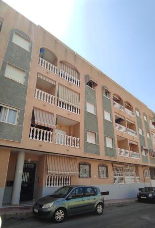 Venta de piso en Piso en Calle Helsinki, Playa de los Locos, Torrevieja, Torrevieja
photo 1