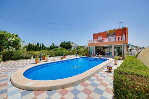 Casa o chalet independiente en Ortiz, La Siesta - El Salado - Torreta, Torrevieja photo 1
