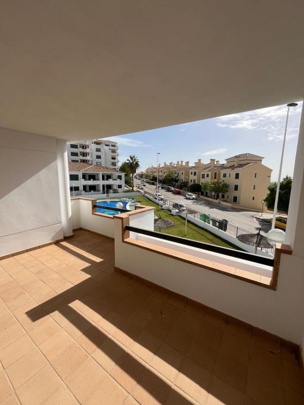 Sprzedaż mieszkania w Piso en Avenida de Ibiza, Lomas de Campoamor, Orihuela, Orihuela
 photo 5