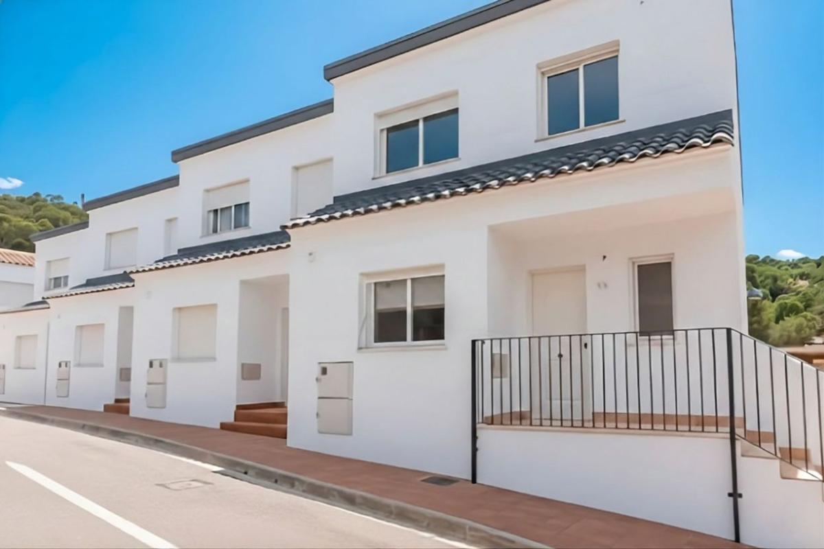 Nowa nieruchomość Urbanización Els Castellets w Serra photo 2