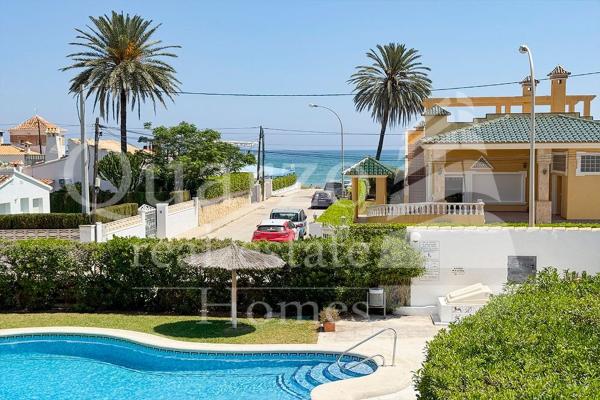Duplex en venta en Dúplex en L'Almadrava-L'Estanyò, Denia, Denia photo 4