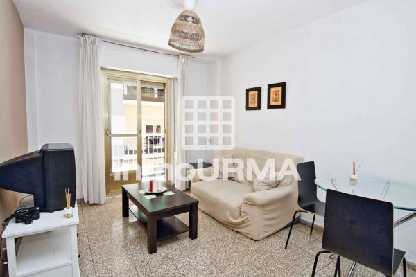 Venta de piso en Piso en Calle Francisco Verdú, Altozano, Alicante / Alacant, Alicante / Alacant
photo 1