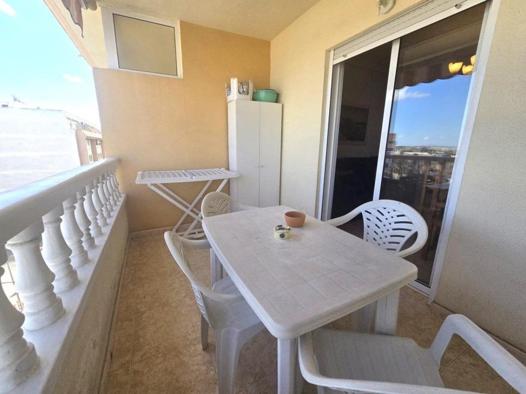 Продажа квартиры на Piso en Calle Santa Trinidad, El Molino, Torrevieja, Торревьеха
 photo 3