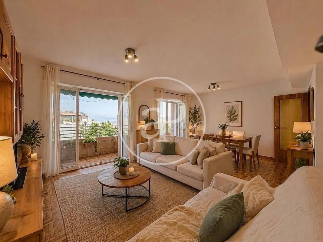 Продажа квартиры на Piso en Avenida Carlos Soler, Centro, Mutxamel, Мутхамель
photo 1