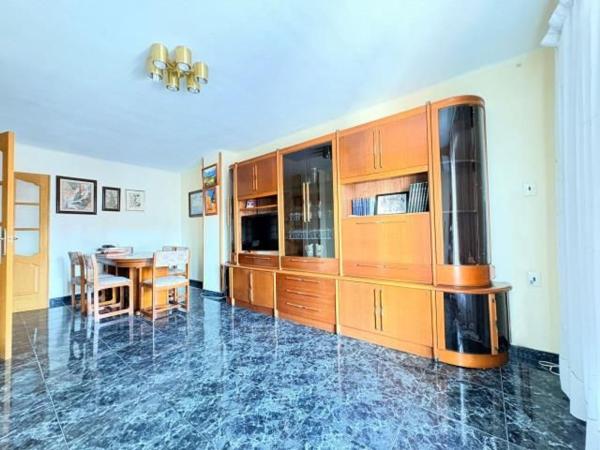 Venta de piso en Piso en Crevillente, Crevillente
photo 1