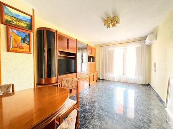 Venta de piso en Piso en Crevillente, Crevillente
thumbnail 2