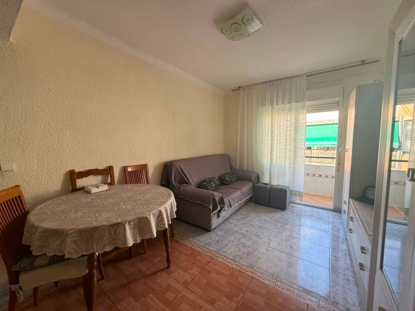 Venta de piso en Piso en Pasaje Penalva, Altozano, Alicante / Alacant, Alicante / Alacant
thumbnail 2