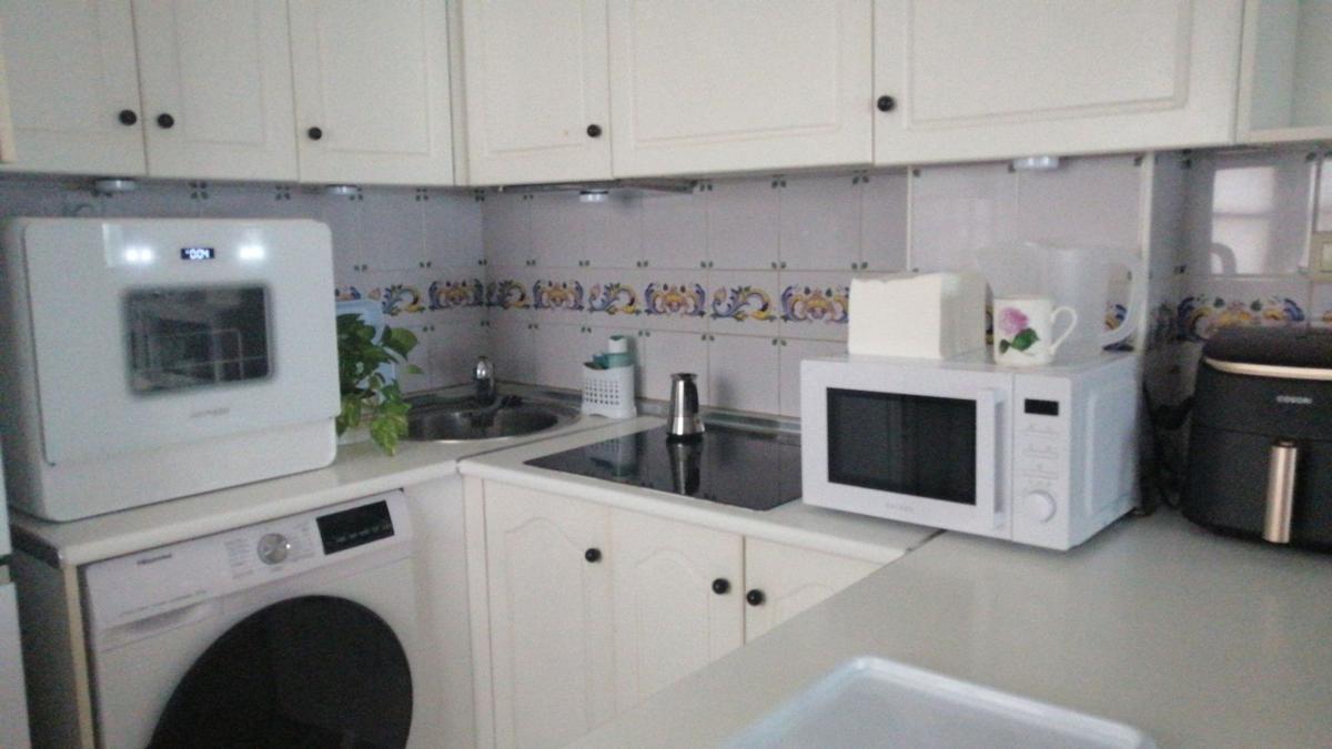 Venta de estudio en Estudio en Carretera del Torrejón, 4, Cabo Cervera, Torrevieja, Torrevieja photo 4