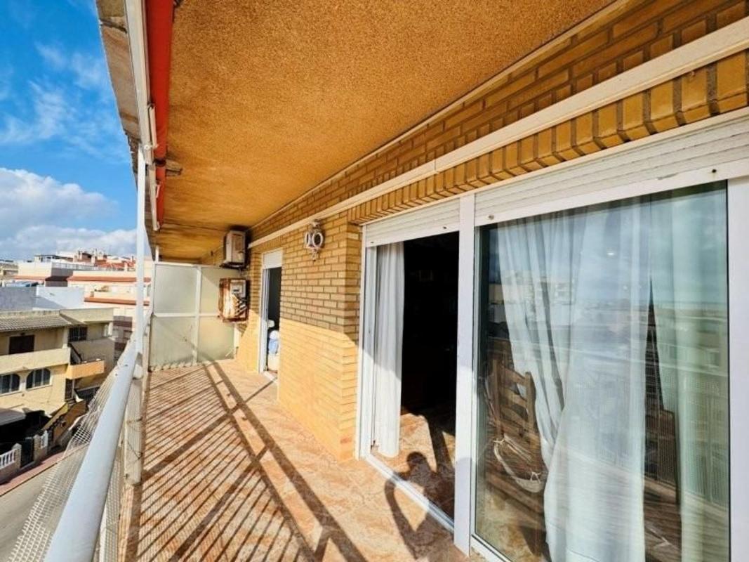 Sprzedaż mieszkania w Piso en Gaspar Perrelló, Torrevieja, Torrevieja
photo 5