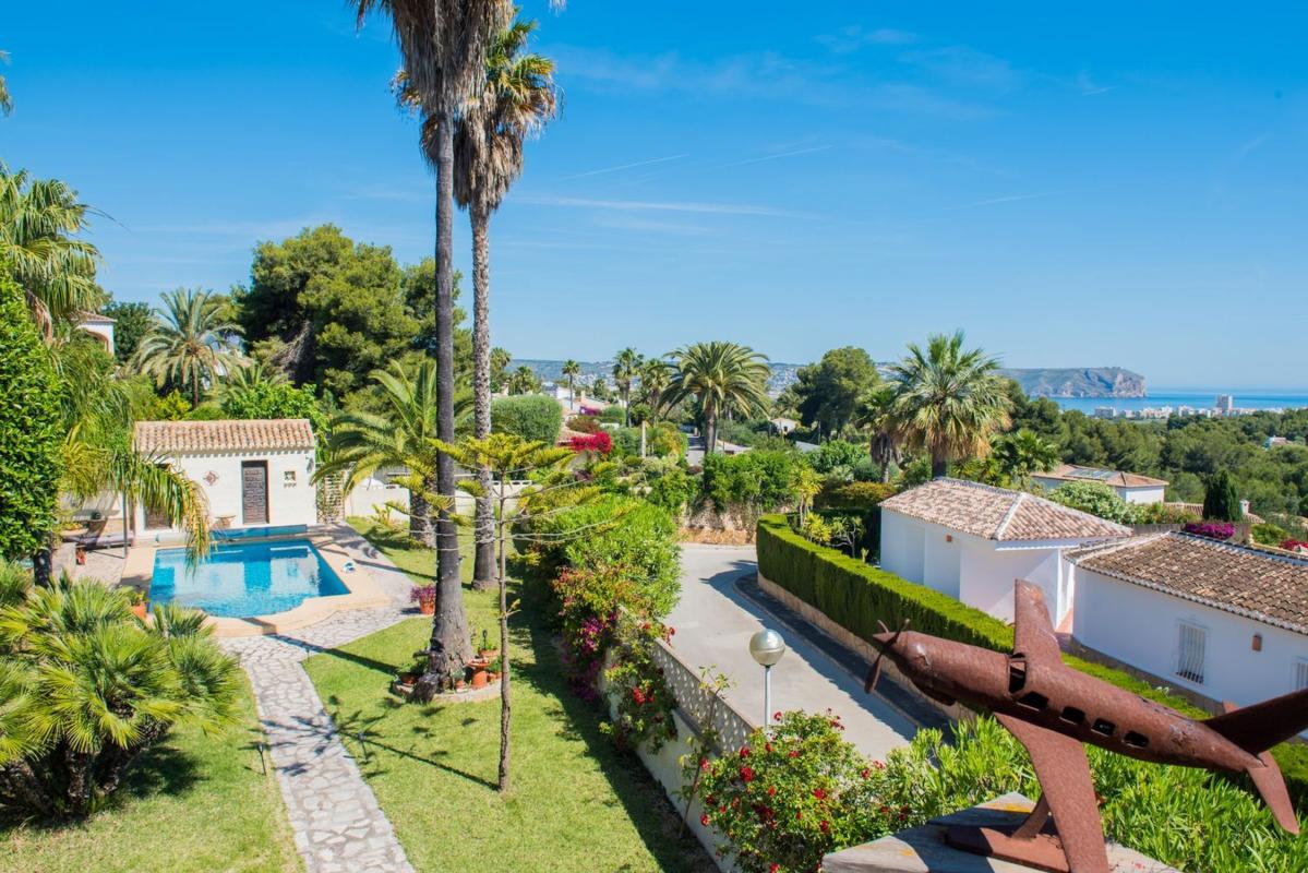 Properties for sale and rent in Spain photo 3