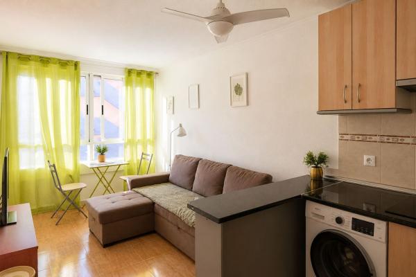 Venta de piso en Piso en Sirenas De Las, 10, Miramar - Torre del Moro, Torrevieja, Torrevieja
thumbnail 1
