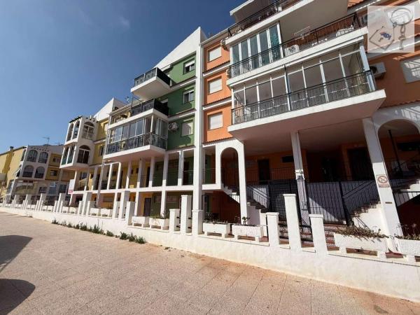 Sprzedaż mieszkania w Piso en Avenida Don Juan de Austria, La Veleta, Torrevieja, Torrevieja
thumbnail 3