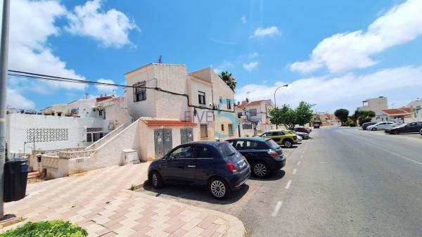 Chalet pareado en La Siesta - El Salado - Torreta, Torrevieja photo 1