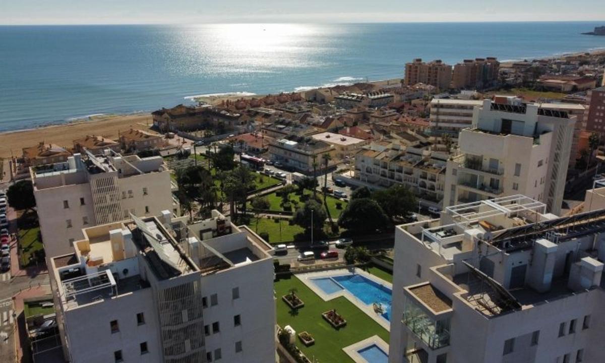 Sprzedaż mieszkania w Piso en Parque de las Naciones, Torrevieja, Torrevieja
photo 3