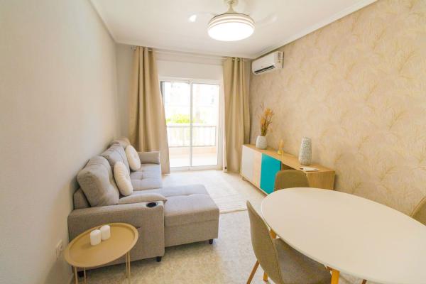 Продажа квартиры на Piso en Calle Goleta, 47, Avenida Habaneras - Curva de Palangre, Torrevieja, Торревьеха
 photo 2