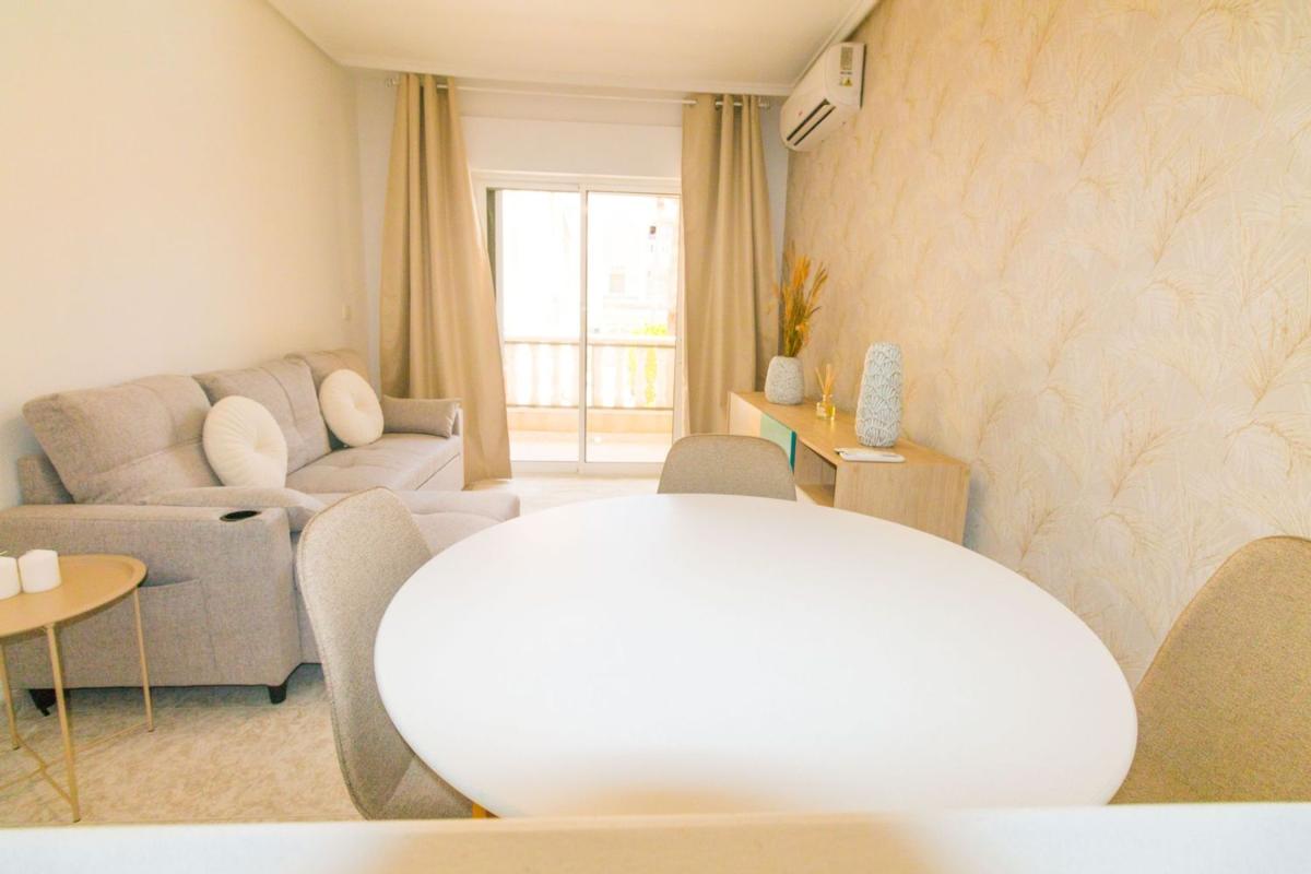 Продажа квартиры на Piso en Calle Goleta, 47, Avenida Habaneras - Curva de Palangre, Torrevieja, Торревьеха
photo 3