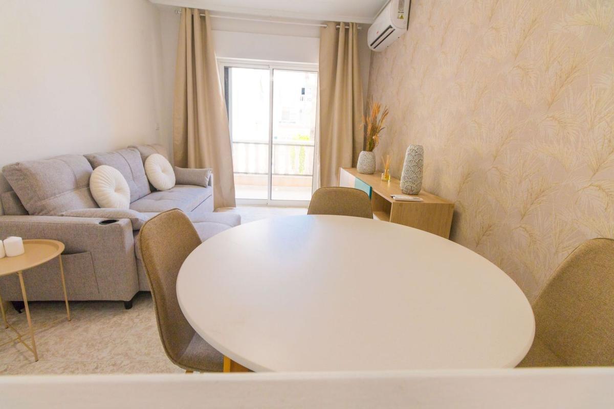 Продажа квартиры на Piso en Calle Goleta, 47, Avenida Habaneras - Curva de Palangre, Torrevieja, Торревьеха
photo 4
