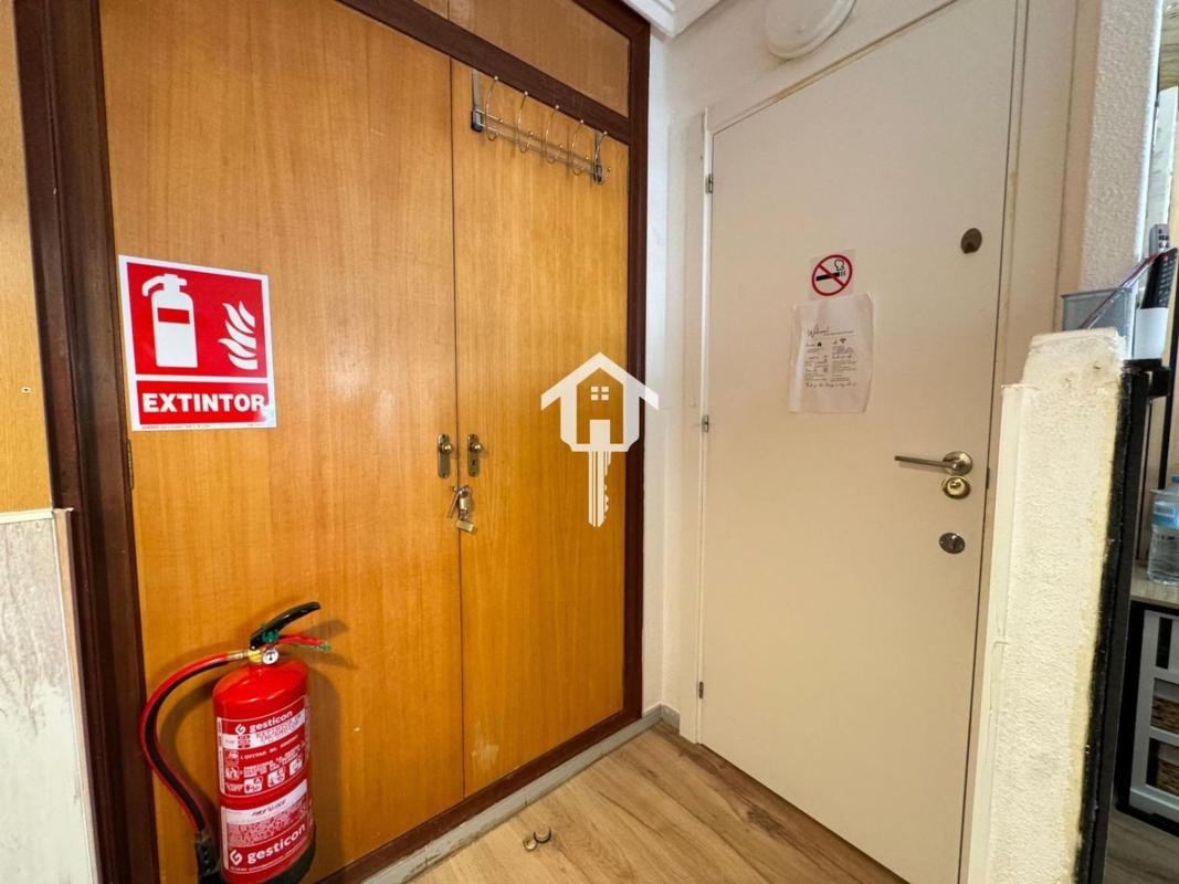 Venta de piso en Piso en Avenida de Dénia, Raval Roig-Virgen del Socorro, Alicante / Alacant, Alicante / Alacant
photo 2