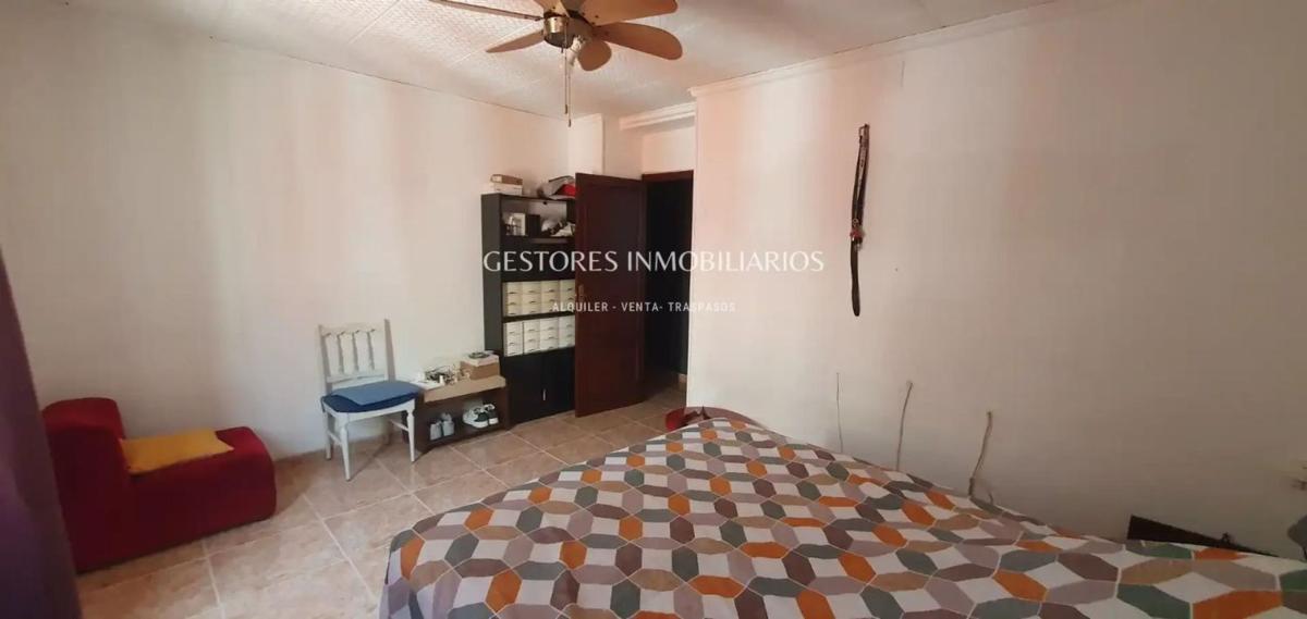 Продажа квартиры на Piso en Barri Eixample, Alcoy / Alcoi, Алкой
photo 1