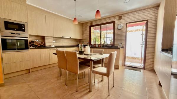 Chalet adosado en Los Balcones - Los Altos del Edén, Torrevieja photo 1