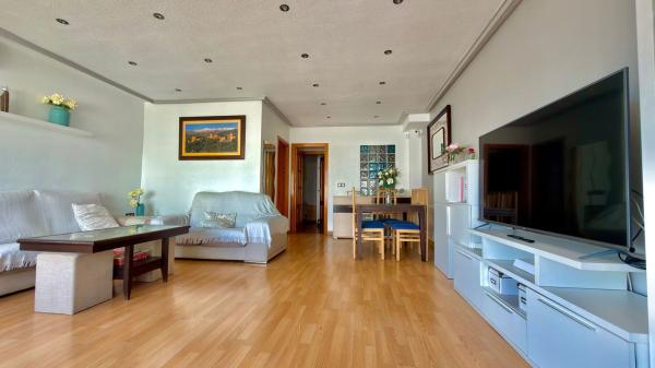 Chalet adosado en Zona Lago - Los Almendros, Orihuela thumbnail 2