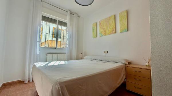 Chalet adosado en Zona Lago - Los Almendros, Orihuela photo 4