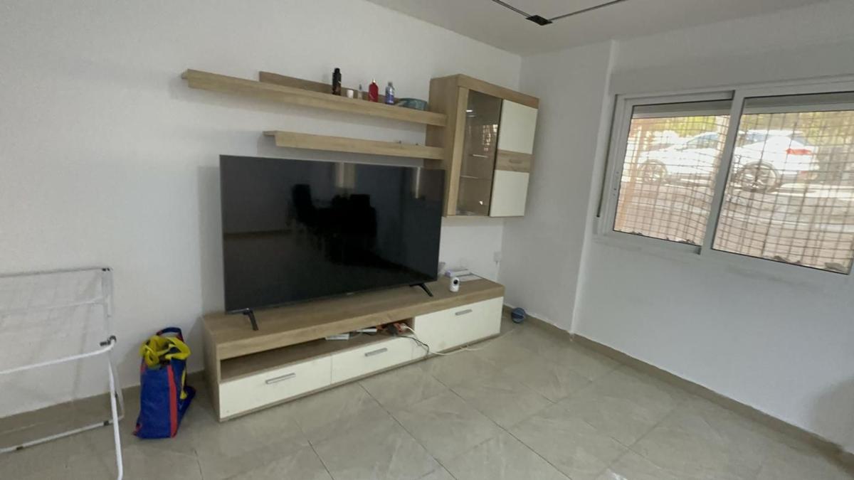 Продажа квартиры на Piso en Pasaje Poeta Villaespesa, Juan XXIII, Alicante / Alacant, Аликанте / Алакант
photo 3