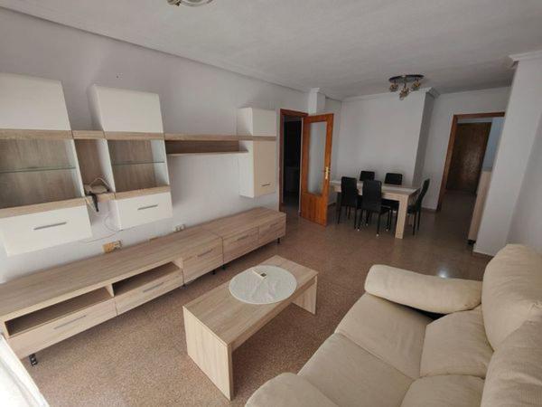 Venta de piso en Piso en Calle Azorín s/n, Alcalde Felipe Mallol, San Vicente del Raspeig, San Vicente del Raspeig
photo 1
