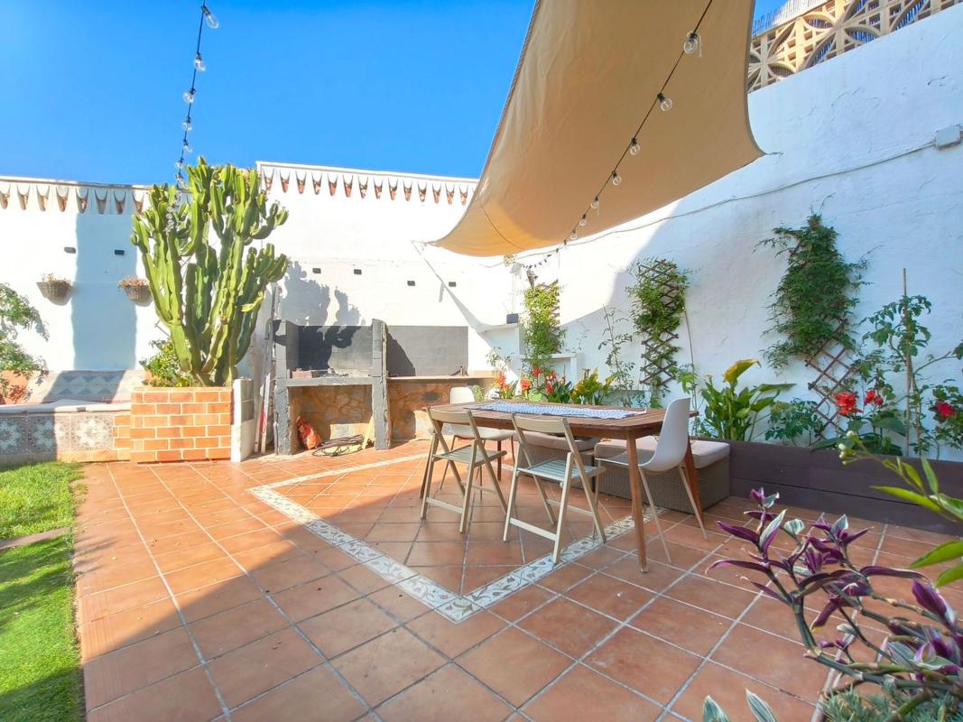 Properties for sale and rent in Spain photo 4