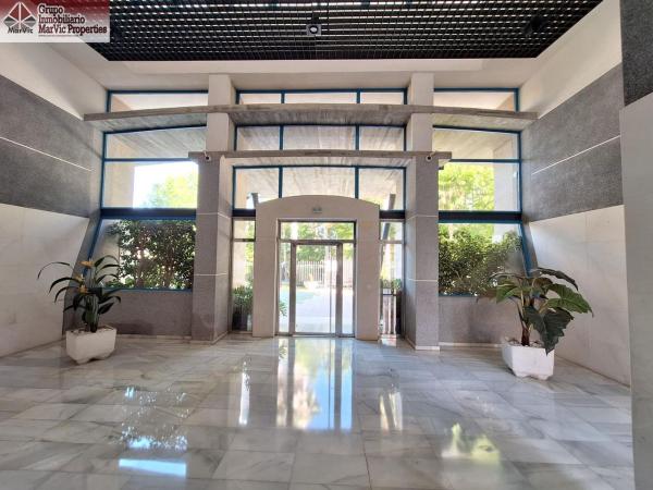 Venta de piso en Piso en Calle Kennedy, Pueblo Levante, Benidorm, Benidorm
thumbnail 2