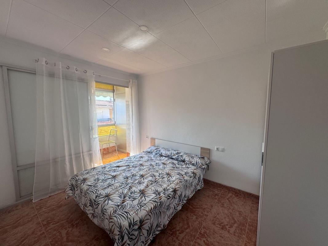 Venta de duplex en Dúplex en Calle Villa de Chiva, 6, Virgen del Remedio - Parque lo Morant, Alicante / Alacant, Alicante / Alacant photo 3