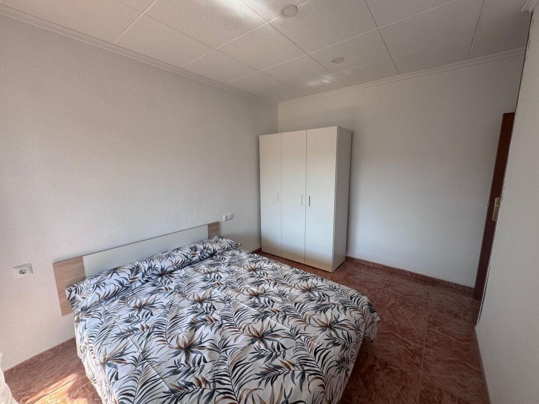 Venta de duplex en Dúplex en Calle Villa de Chiva, 6, Virgen del Remedio - Parque lo Morant, Alicante / Alacant, Alicante / Alacant photo 4