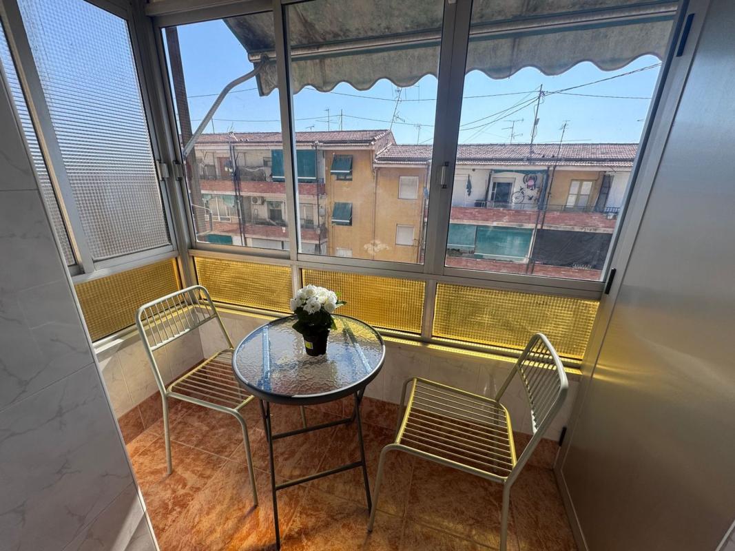 Venta de duplex en Dúplex en Calle Villa de Chiva, 6, Virgen del Remedio - Parque lo Morant, Alicante / Alacant, Alicante / Alacant photo 5