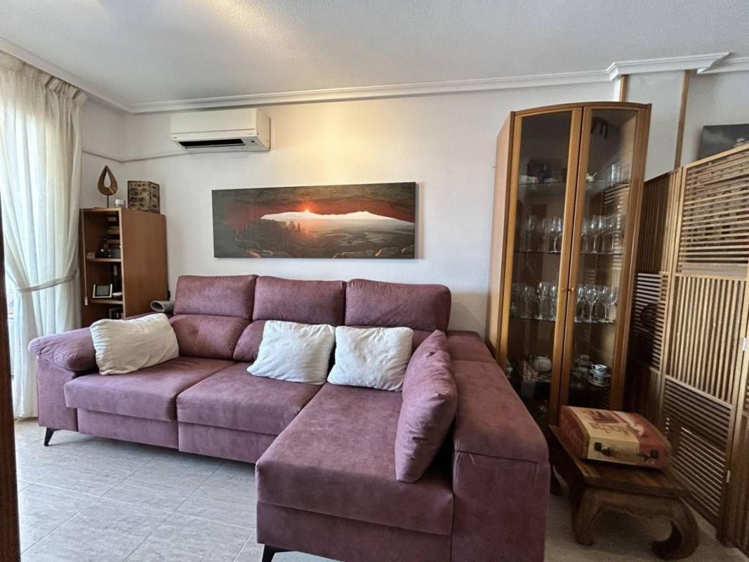 Venta de piso en Piso en Rambla Juan Mateo García, El Molino, Torrevieja, Torrevieja
photo 1