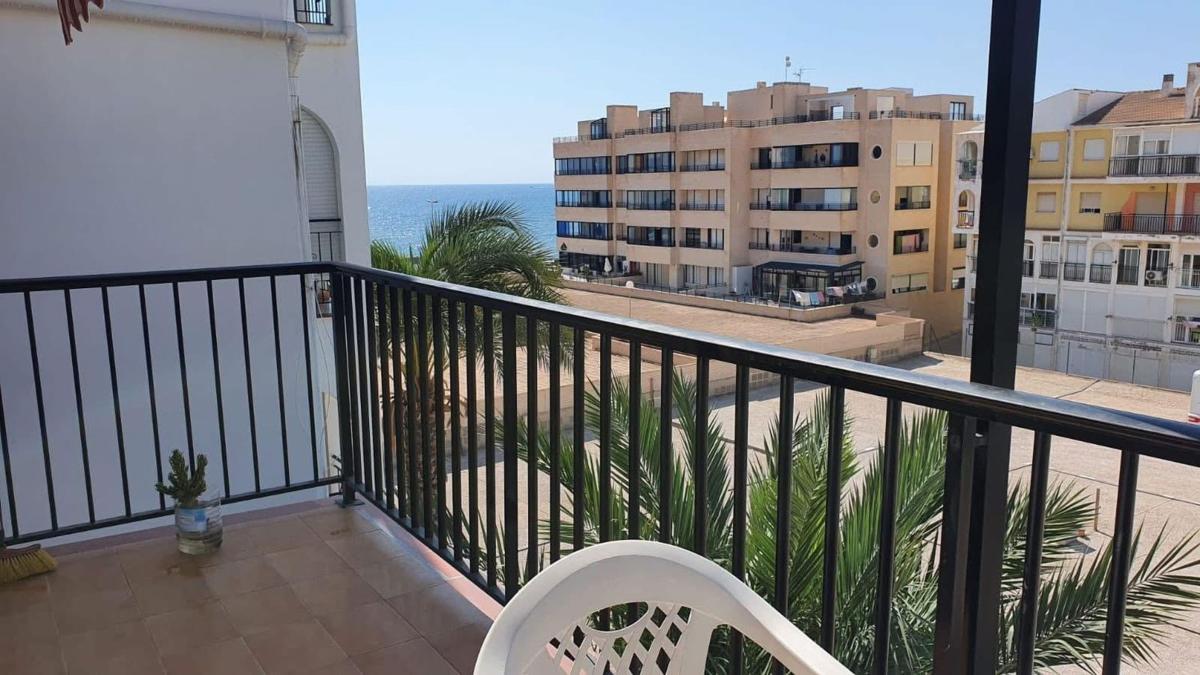 Venta de piso en Piso en La Veleta, Torrevieja, Torrevieja
photo 2