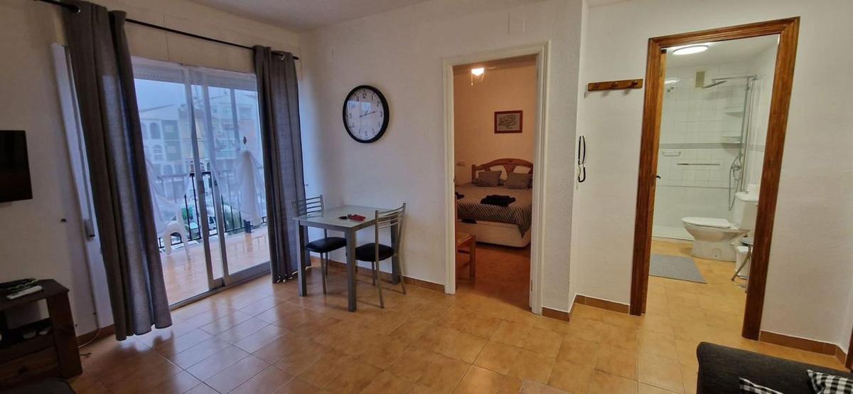 Venta de piso en Piso en La Veleta, Torrevieja, Torrevieja
photo 4